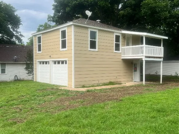 104 Givens St, Hillsboro, TX 76645