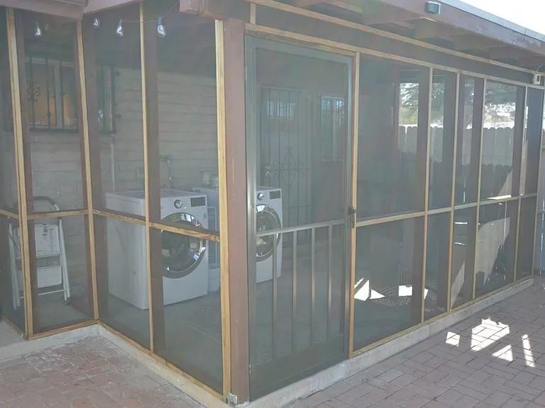Perfectly serene screened in patio