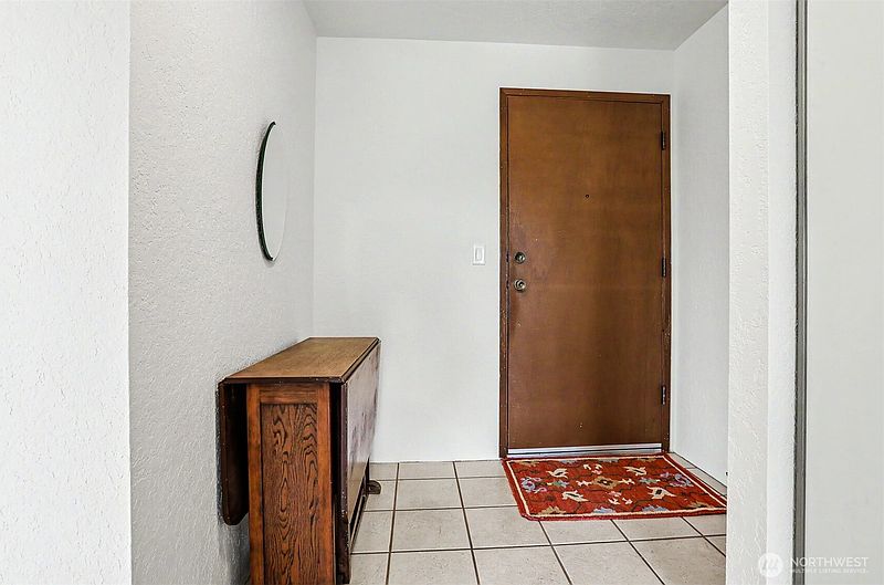 5th image of 2625 13th Avenue W #201