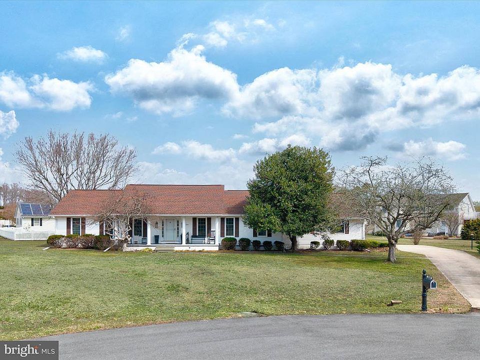 1st image of 23839 Neptunes Ct