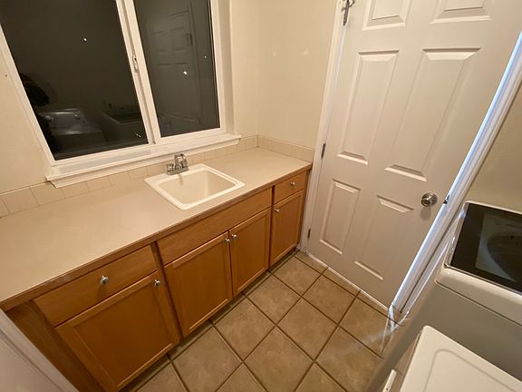 5th image of 1480 Del Rio St