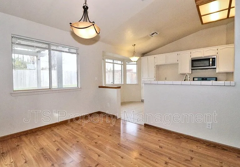3549 Pine Hollow Way — Photo 56