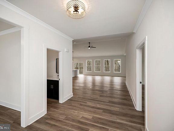 4th image of 2507 Running Brook Ct