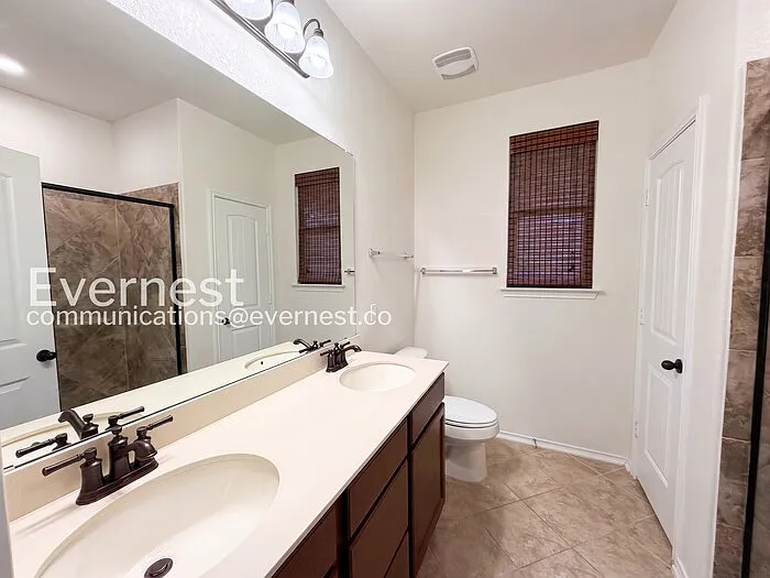 1705 Garamond Ln — Photo 6
