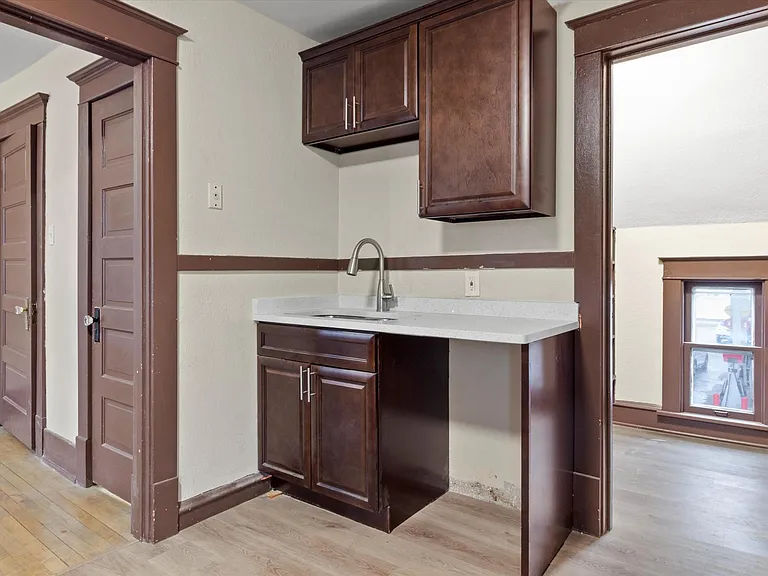 4960 S Packard Ave #B — Photo 3