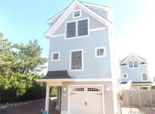 371 W 8th St #5, Ship Bottom, NJ 08008