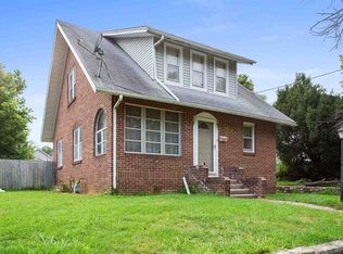 623 12th St, Rockford, IL 61104