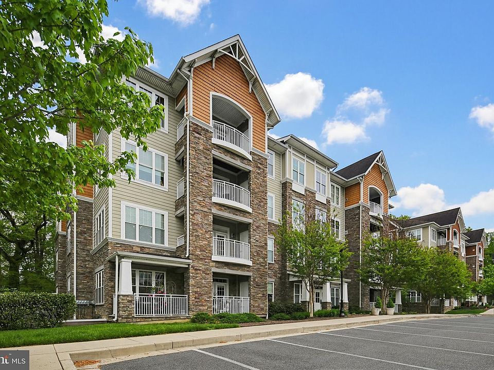 1st image of 11 Clay Lodge Ln Unit 403