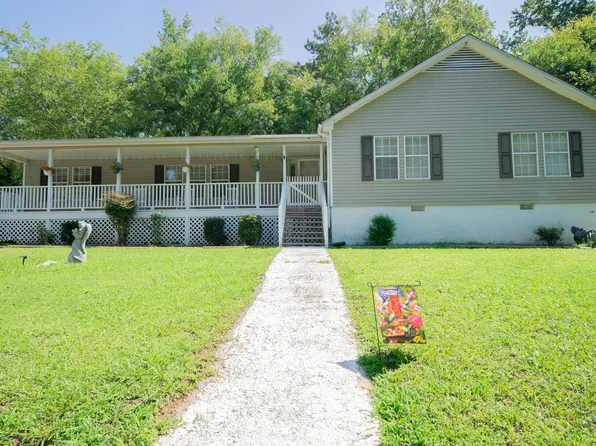 95 Roberts St, Pittsboro, NC 27312