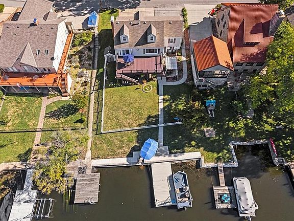 2nd image of 51 Anchor Dr