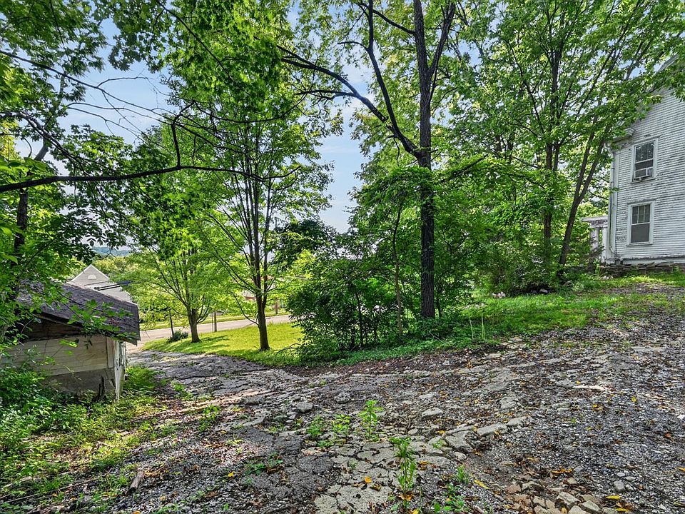 43rd image of 336 Sunnyside Ave