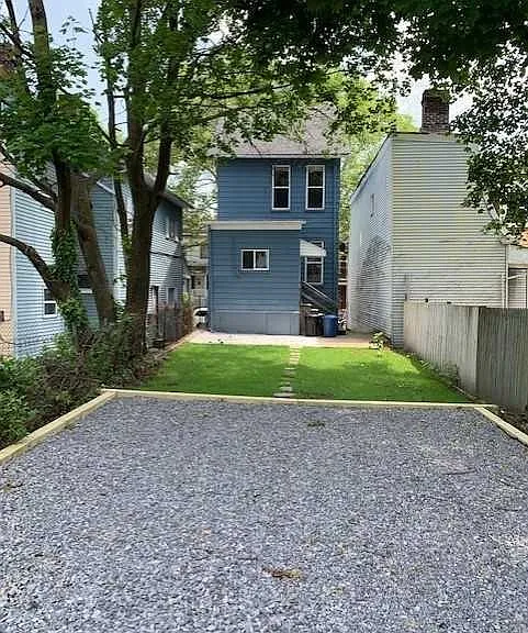915 Mellon St — Photo 21