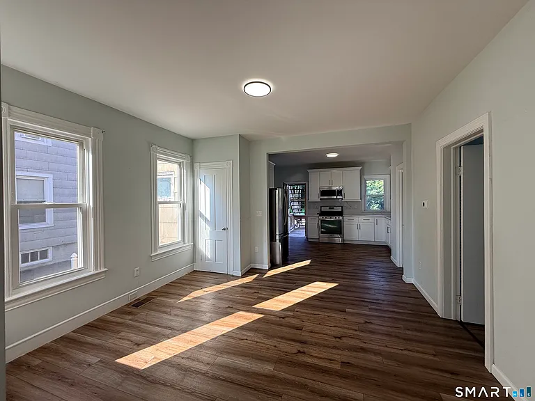 26 Taylor Ave — Photo 11