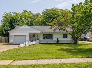 5115 Dover Center Rd, North Olmsted, OH 44070