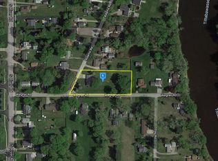 755 Adams Rd, Saginaw, MI 48609