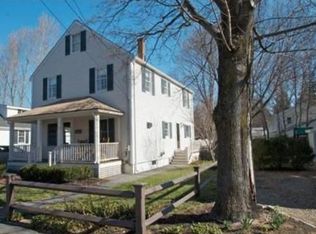 4 Farrell St, Newburyport, MA 01950
