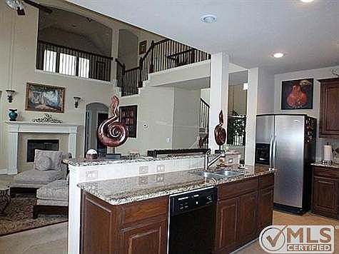 4th image of 9614 Avalon Dr