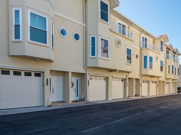 2nd image of 1075 Pinellas Bayway S