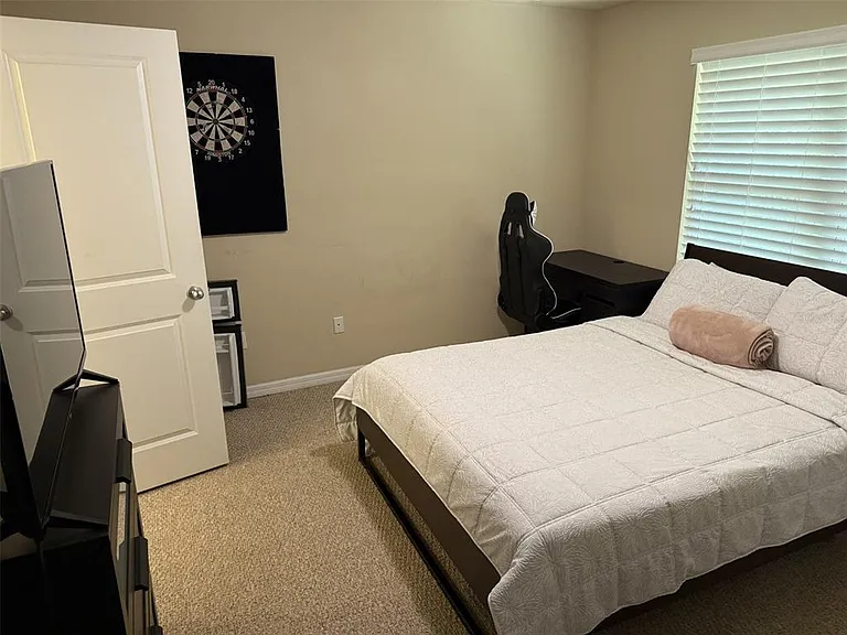 4639 SW 48th Dr #149 — Photo 8