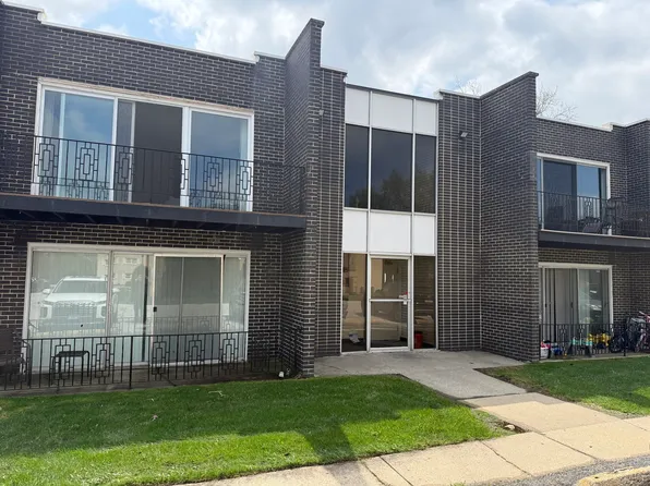18330 Cherry Creek Dr APT 5, Homewood, IL 60430