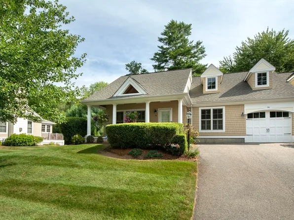 26 Cherry Blossom Ln #50, Hanover, MA 02339