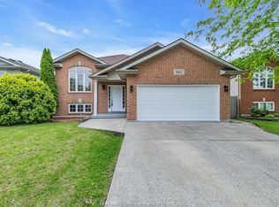 965 Banwell Rd, Windsor, ON N8P 1J3