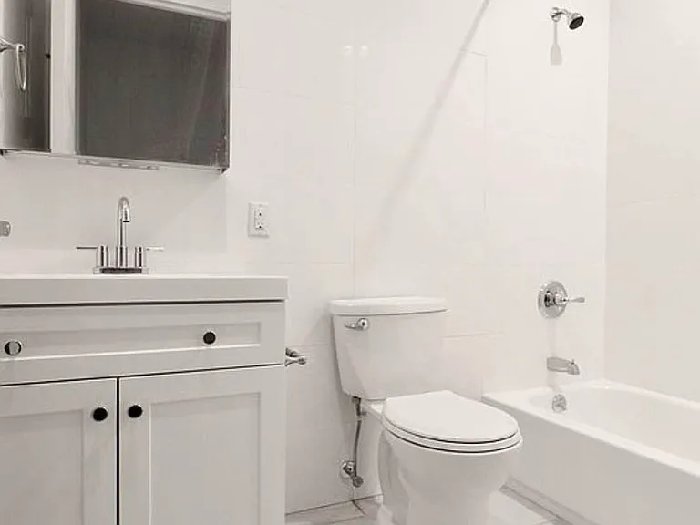 427 Knickerbocker Ave #3C — Photo 5