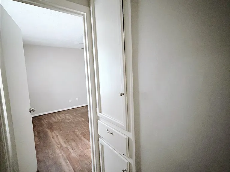 1207 Airline Dr — Photo 12