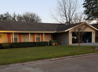 28 Harmon Rd, Sulphur, LA 70663