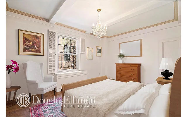 Sold by Douglas Elliman | media 3