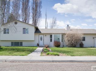 660 Laurelwood Ave, Idaho Falls, ID 83401
