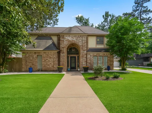 407 Champion Lake Dr, Spring, TX 77380