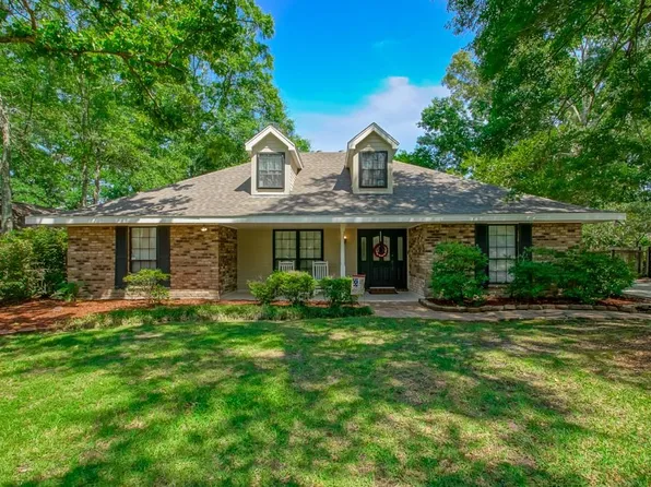 225 Mako Nako Dr, Mandeville, LA 70471