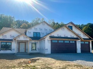 8549 Artemis Ln, Fort Wayne, IN 46825