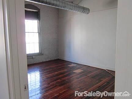 Spacious Bedroom