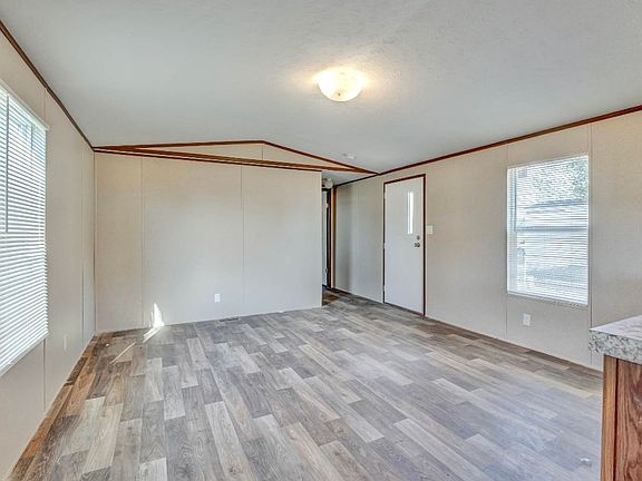 5th image of 204 N Toledo Ave