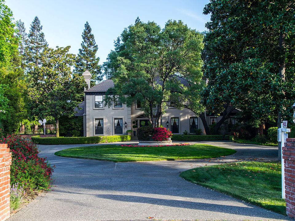 2nd image of 7844 Kirk Ct