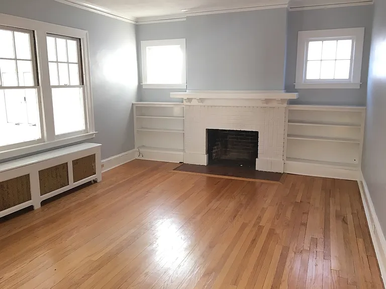 79 Ardmore Rd — Photo 2