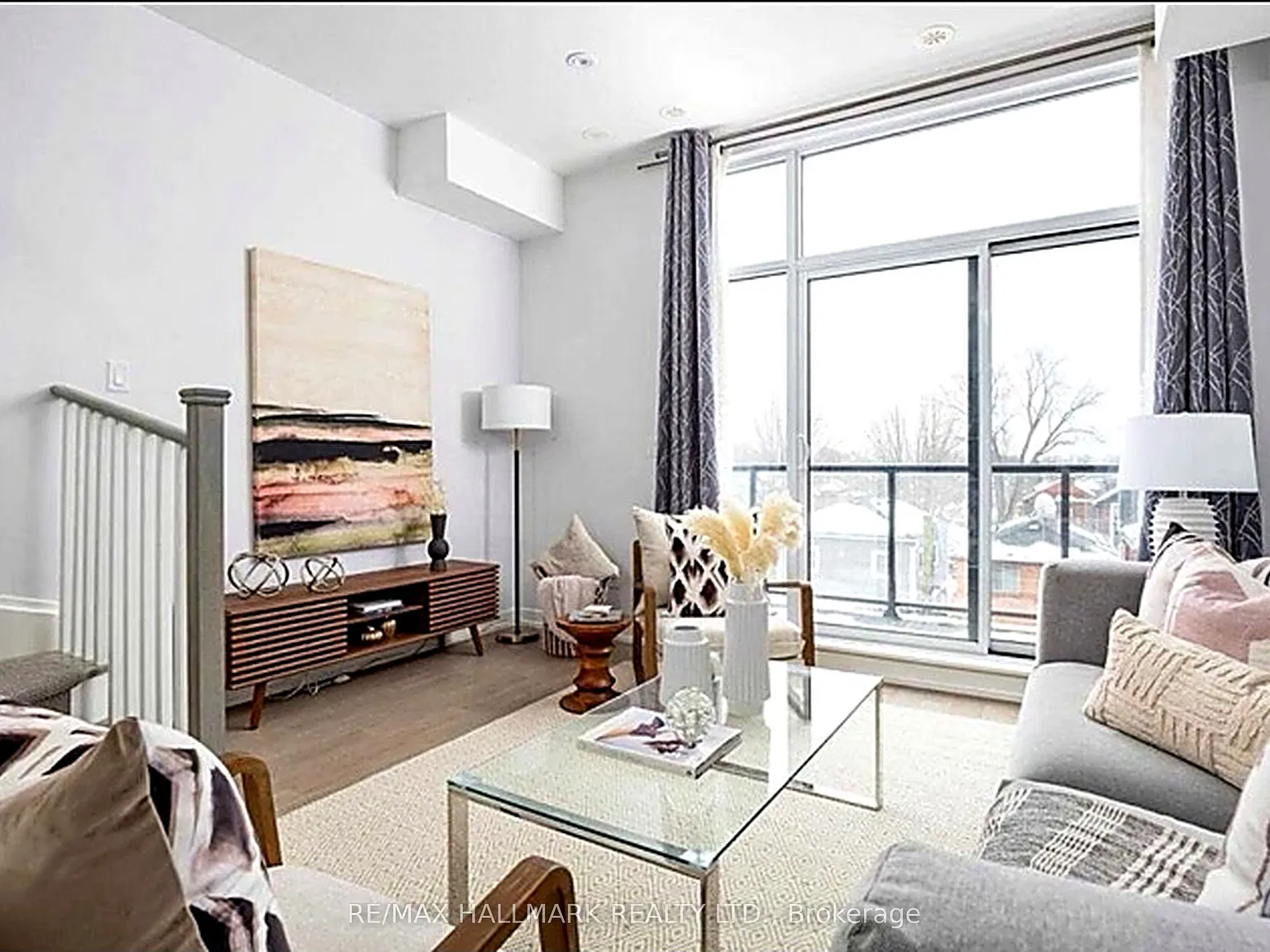 2 bed, $3,300 — Photo 2
