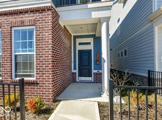 1039 Valentine Ln, Carmel, IN