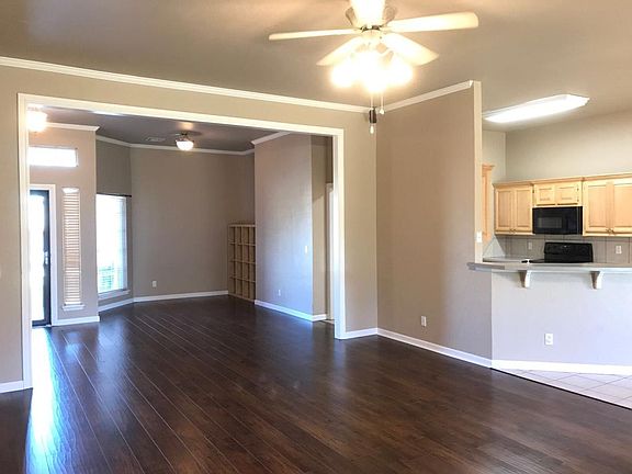 Formal Dinning Room