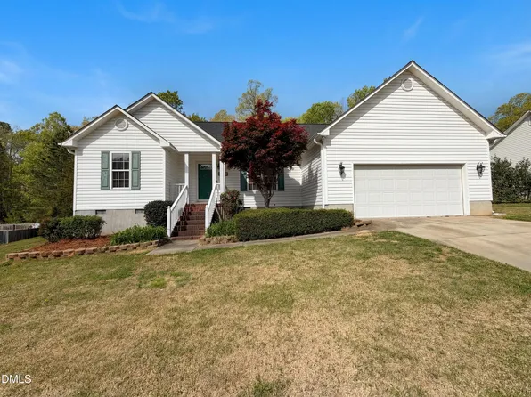 2037 Fairview Ln, Sanford, NC 27330
