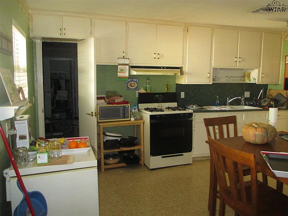 4th image of 2602 Wooddale Ave