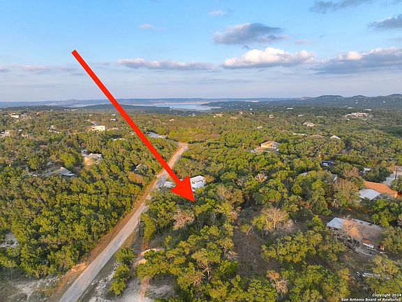 2nd image of 762 & 758 FIREFLY DR LOT 1165