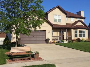 350 NE Whitetail Ln, Waukee, IA 50263
