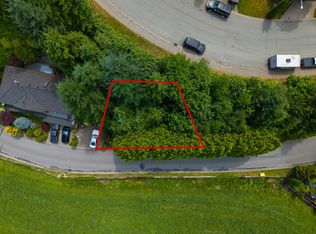 47470 Chartwell Dr #1, Chilliwack, BC V2P8A2