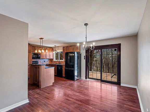 5th image of 4577 Blythdale Dr