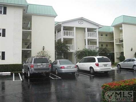 2nd image of 17 Colonial Club Dr APT 101