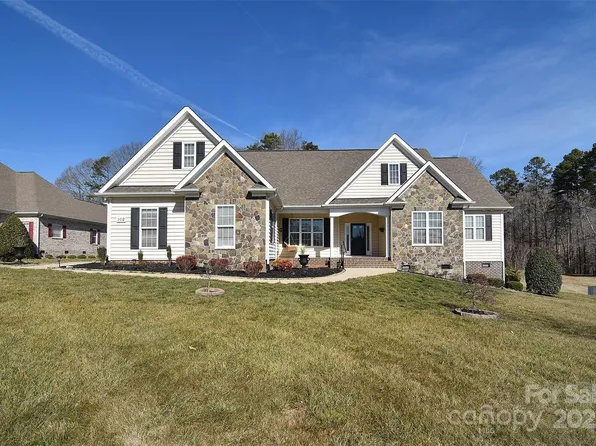 102 W Vista View Pl, Mooresville, NC 28117