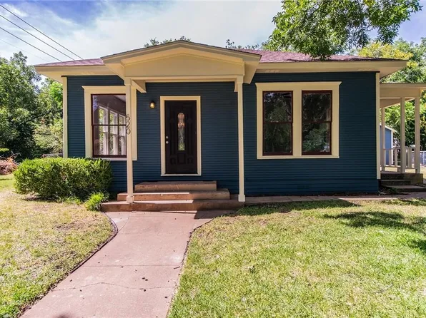 520 Featherston St, Cleburne, TX 76033